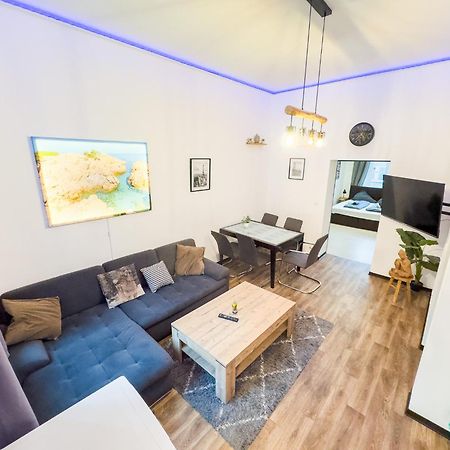 #221 Moderne City Wohnung Im Herzen Von Neuss Extérieur photo