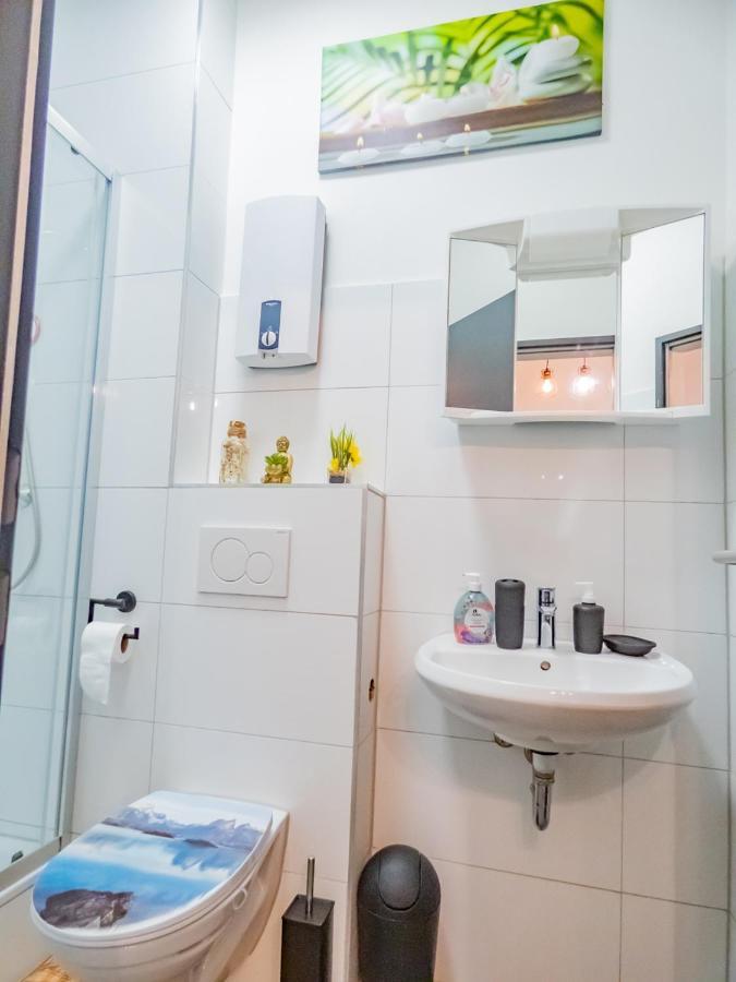 #221 Moderne City Wohnung Im Herzen Von Neuss Extérieur photo